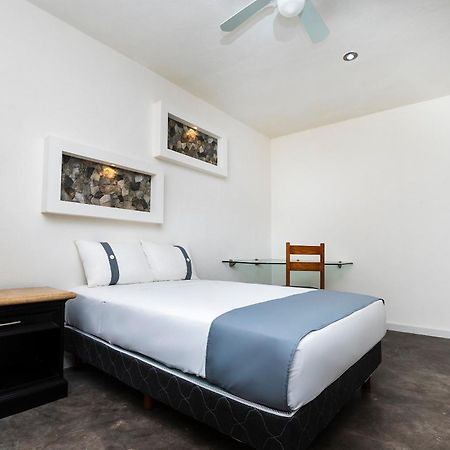 Capital O Hotel Joyma Suites, San Luis 圣路易斯波托西 外观 照片